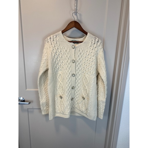 Vintage NWOT Aran Crafts Merino Wool Cable Knit Cardigan Cream Ivory Size Medium - Picture 3 of 7